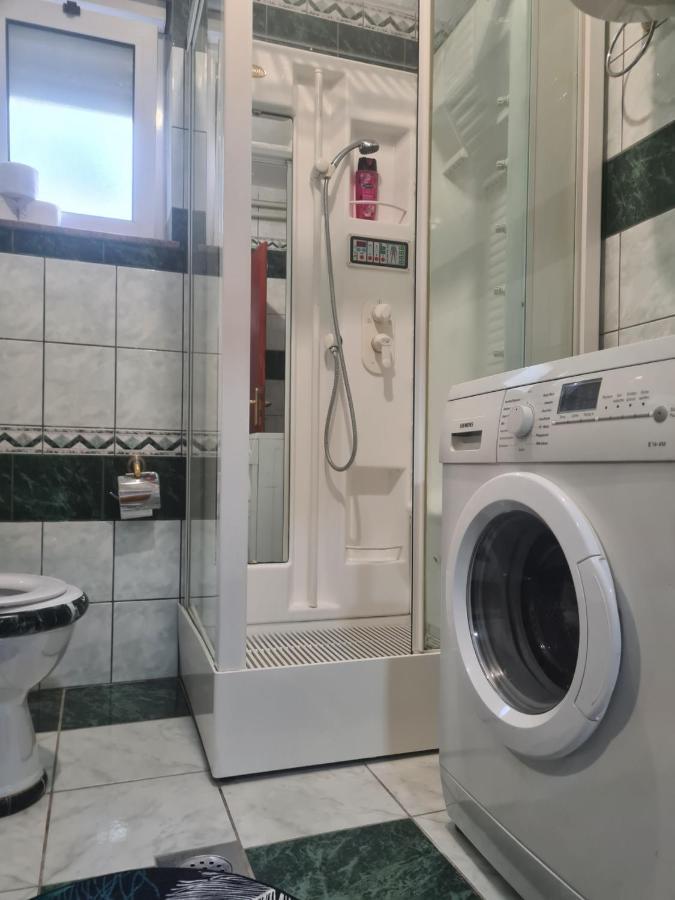 Apartmani Santa Barbara Требинє Екстер'єр фото