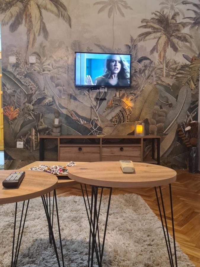 Apartmani Santa Barbara Требинє Екстер'єр фото