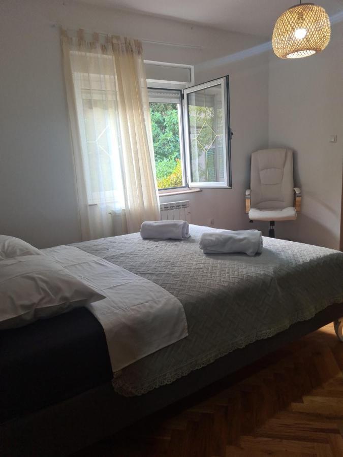 Apartmani Santa Barbara Требинє Екстер'єр фото