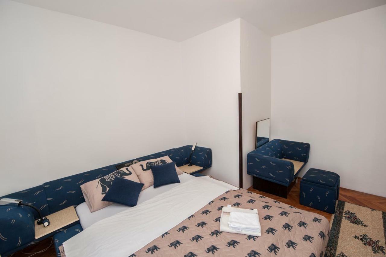 Apartmani Santa Barbara Требинє Екстер'єр фото