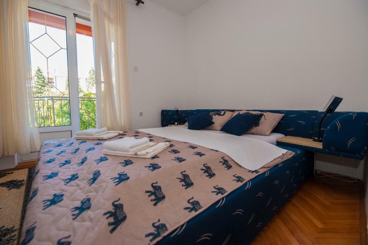 Apartmani Santa Barbara Требинє Екстер'єр фото